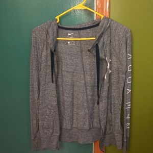 Women’s Nike NY Yankees zip up